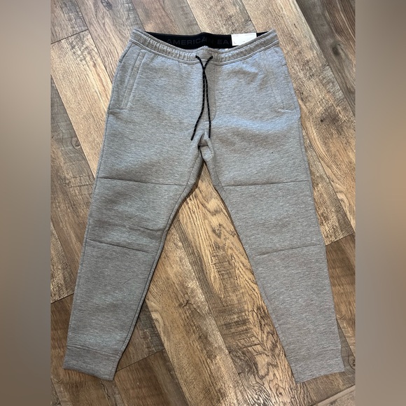 American Eagle Outfitters Light Gray 24/7 Joggers - Picture 1 of 4